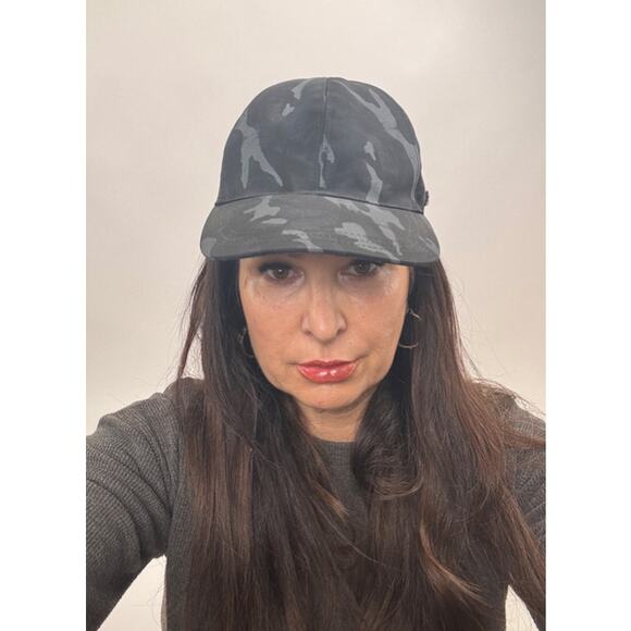 Unisex Prada Tessuto Camouflage Adjustable Baseball Cap With Box Size M - Picture 6 of 15